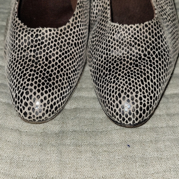 Renzo Fontanelli Italian Firenze Taupe Snakeskin Leather Block Kitten Heel SZ 8 - Picture 4 of 7